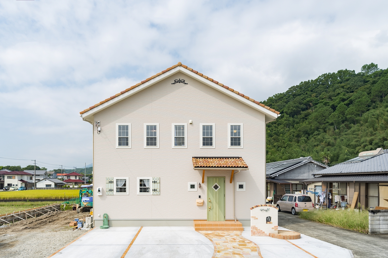 可愛さがとても魅力的なフレンチテイストの家 アイフルホーム 徳島北店 徳島南店